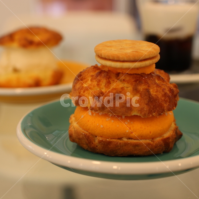 디저트,스콘,디저트메뉴,카페메뉴,빵,디저트접시,음식,식재료,요리,food,cook,meal,dishes,food reserves,디저트,간식,후식,dessert,snack