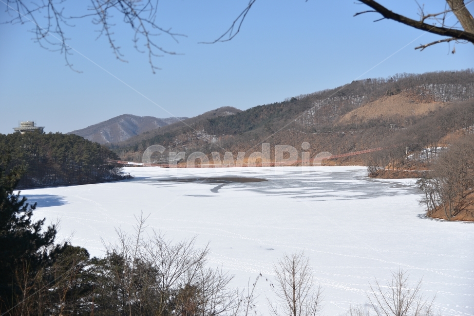 마장호수,출렁다리,마장저수지,파주가볼만한곳,겨울호수,겨울,계절,winter,season,자연,풍경,nature,landscape,한국자연풍경,한국자연경관,korea nature landscape,outdoors,옥외