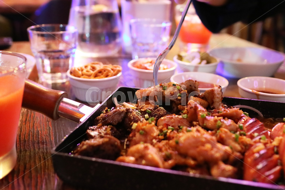 플레이팅,plating,레스토랑,restaurant,바베큐,소세지,소시지,구이,음식,food,pork,고기