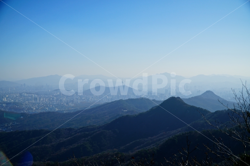 북한산,우이동,강북구,서울,가을,계절,낙엽,나무,자연,산길,등산,숲,숲속,산림,seoul,korea,season,fall,autumn,tree,풍경,landscape,forest,감성,감성사진,스냅,스냅사진,산책,등산코스,11월,mountain,outdoor,아웃도어,nature,도시,전경,산맥,산꼭대기,정상,하늘,푸른,blue,날씨,한국,city,빌딩,건물,building,서울시,서울특별시,경치,삼림,trekking,트레킹,산천,한국자연,자연,풍경,nature,landscape,한국자연풍경,한국자연경관,korea nature landscape,도시,city,한국도시풍경,한국도시경관,korea cityscape,산,mountain range,outdoors,옥외,slope,경사