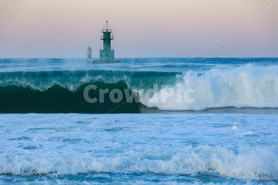 파도,동해바다,노을,거친파도,바다,등대,lighthouse,nature,자연,water,물,ocean,대양,sea,outdoors,옥외