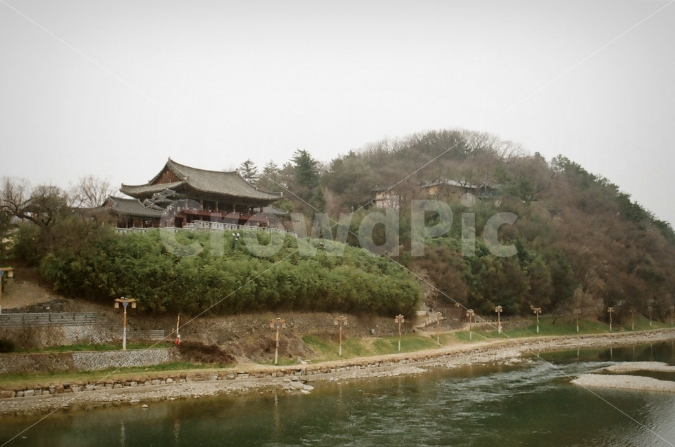 밀양,밀양영남루,영남루,필름사진,문화재,자연,풍경,nature,landscape,랜드마크,landmark,tourist attraction,한국전통,한국문화,korean traditional,korean culture,architecture,건축물,building,건물,outdoors,옥외