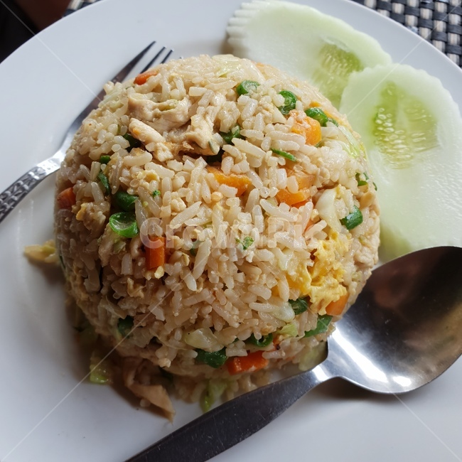볶음밥,friedrice,계란볶음밥,egg,carrot,당근,계란,오이,cucumber,식사,meal,요리,dish,food,음식