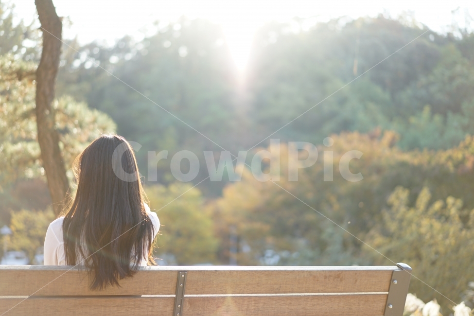 	여자,여인,실루엣,느낌,뒷태,인물,인물사진,여성,긴머리,생머리,우먼,여성미,사람,감성샷,감성사진,빛,사람,인물,인간,human,person,여성,여자,woman,female,lady,휴식,힐링,rest,relaxation,healing