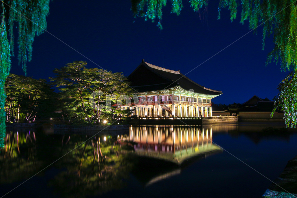 한국,문화재,경복궁,경회루,야간개장,저녁,서울,나들이,korea,gyeongbokgungpalace,랜드마크,한국관광지,건축물,한국랜드마크,landmark,야경,밤,풍경,nightscape,night,landscape,한국전통,한국문화,korean traditional,korean culture,랜드마크,landmark,tourist attraction,한국랜드마크,한국관광지,한국명소,korea landmark,korea tourist attraction,건축물,건물외관,exterior,building,structure,architecture,construction,건물,nature,자연