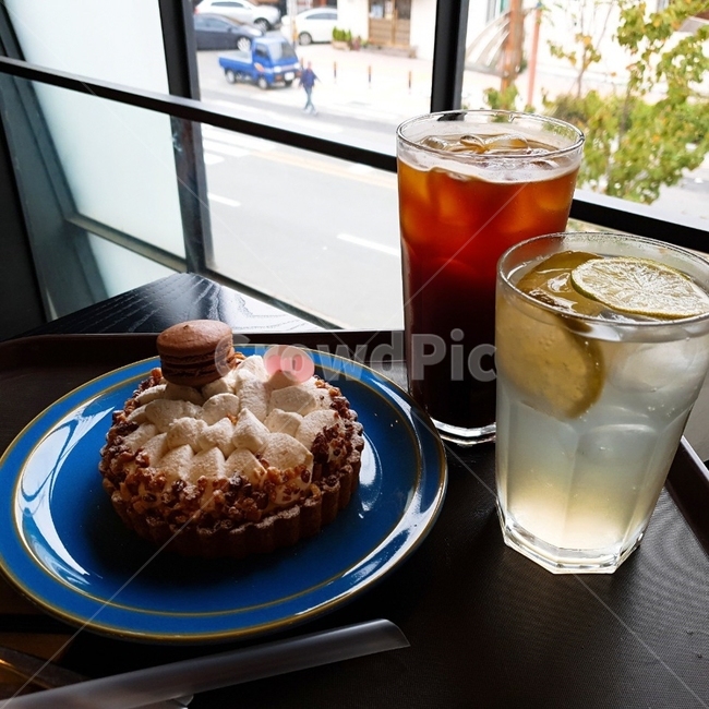 카페,레몬티,여름,차한잔,창문너머,음식,식재료,요리,food,cook,meal,dishes,food reserves,디저트,간식,후식,dessert,snack,커피,카페,coffee,cafe
