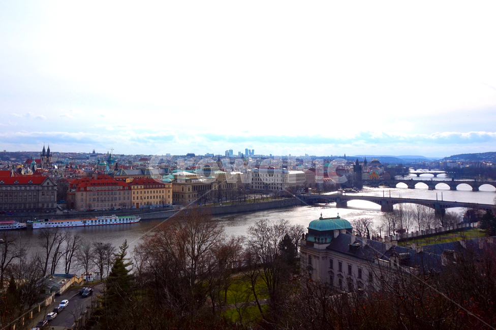 프라하,체코,레트나공원,풍경,동유럽,강,건물,다리,하늘,praha,czech,도시,풍경,city,landscape,해외,외국,세계,foreign,oversea,world,세계도시풍경,해외도시풍경,외국도시풍경,world cityscape,경치,outdoors,옥외,nature,자연,scenery