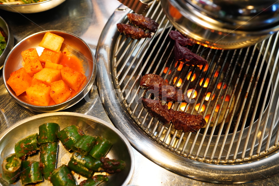 한우,소고기,식사,음식,구이,먹거리,한식,육류,육식,술안주,안줏거리,푸드