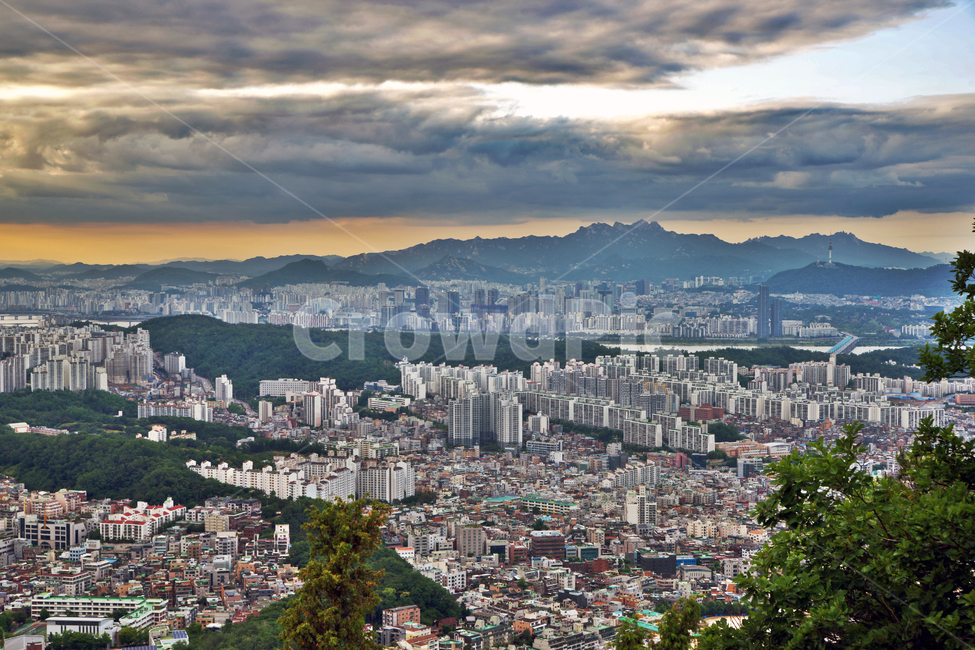 도심풍경,관악산,등산,아파트촌,강남구,도봉산,서초구,건물,일몰,석양,먹구름,한국도시풍경,한국도시경관,korea cityscape,nature,자연,landscape,경치,outdoors,옥외,scenery,풍경,aerial view,조감도