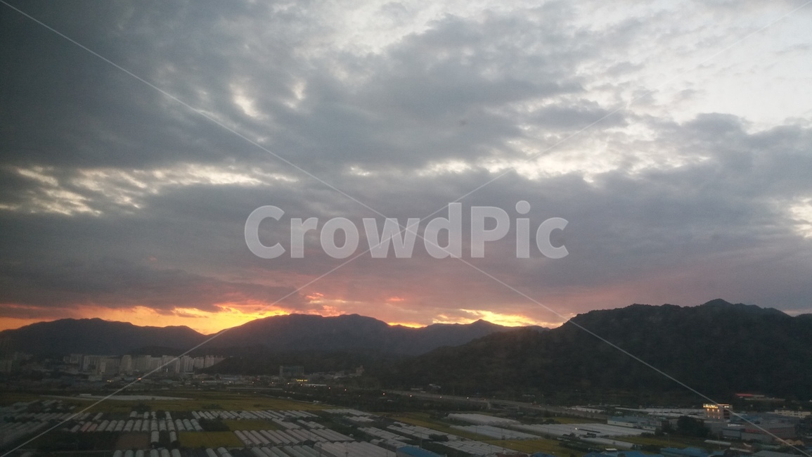 마을풍경,해뜰때,일출,구름,자연풍경