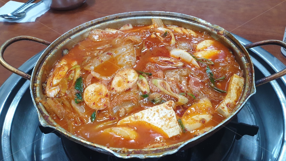 food,음식,식사,요리,김치찜,등갈비김치찜,음식,식재료,요리,food,cook,meal,dishes,food reserves,한식,한국음식,한국요리,korean food,korean dishes,korean meal,korean cook