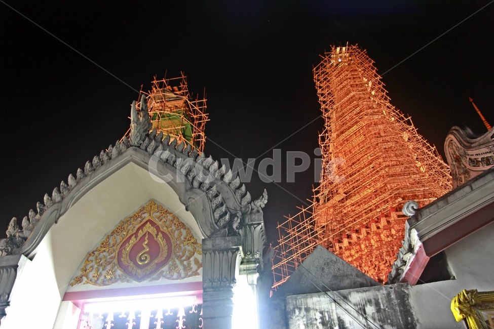 방콕,왓아룬,방콕야경,bangkok,watarun,야경,밤,풍경,nightscape,night,landscape,랜드마크,landmark,tourist attraction,해외,외국,세계,foreign,oversea,world,세계랜드마크,해외랜드마크,외국랜드마크,world landmark,world tourist attraction,건축물,건물외관,exterior,building,structure,architecture,construction,건물,tower,탑,spire,첨탑,steeple,뾰족한 탑,shrine,신사,worship,예배