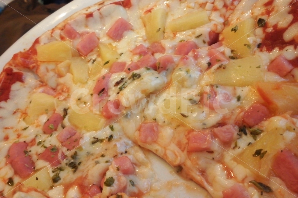 pizza,하와이안피자,스페인,세비야,eat,delicious,먹다,맛있는,여행,점심,음식,식재료,요리,food,cook,meal,dishes,food reserves,빵,bread,양식,서양음식,서양요리,western food,western dishes,western meal,western cook