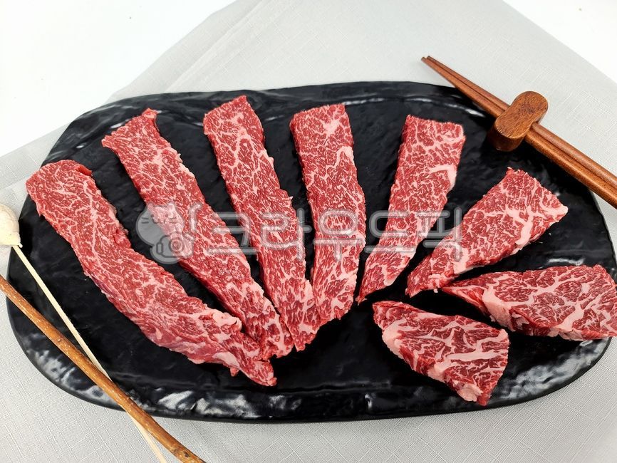 한우,치마살,암소한우,마블링,소고기,스테이크