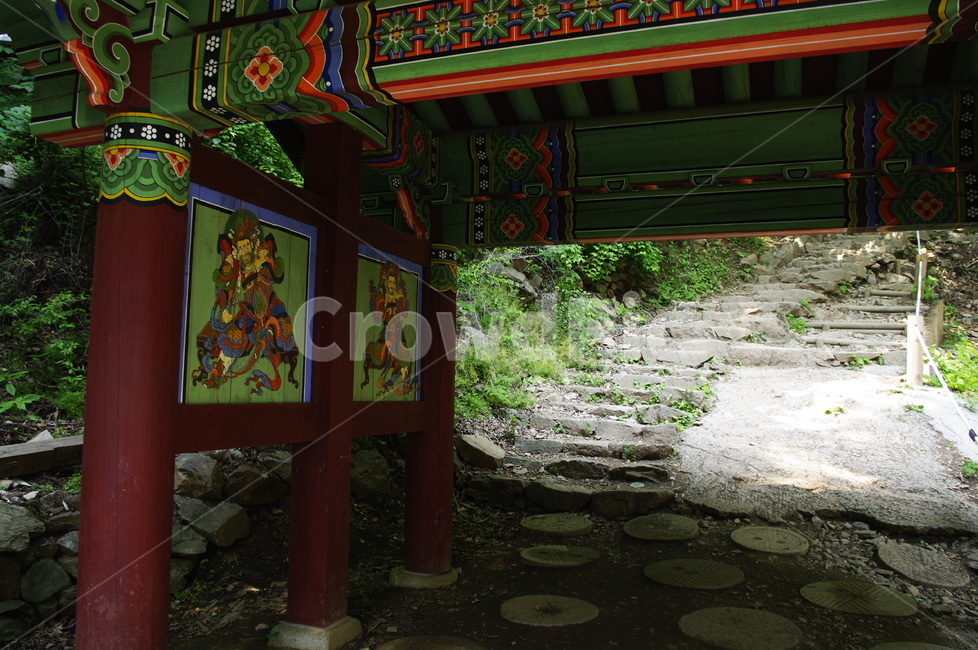 수종사,사찰,절,단청,전통건축,traditional,전통,한국전통,한국문화,korean traditional,korean culture,건축물,건물외관,exterior,building,structure,architecture,construction
