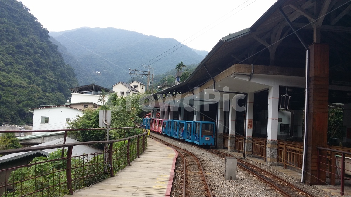 우라이,온천마을,미니기차,기찻길,transportation,교통,traintrack,rail,레일,railway,철도,대만