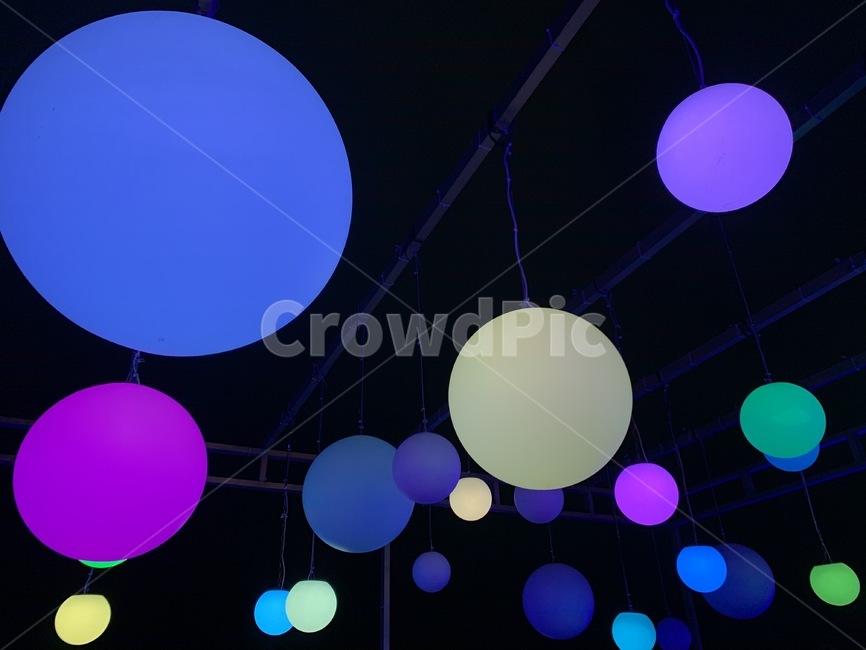 ball,공,sphere,구체,balloon,풍선,조형물,야경,동그라미,색깔,예쁜색