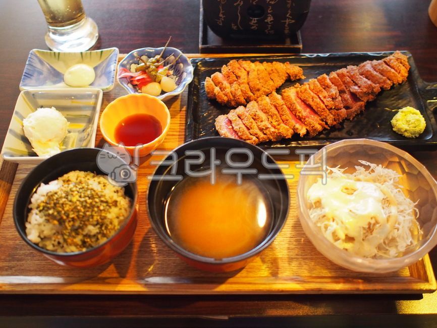 Gyukatsu,meat,beef,cooking,food