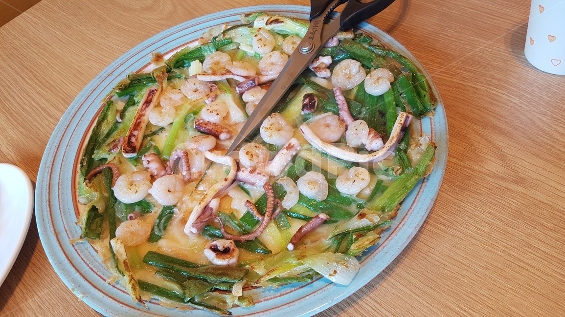 food,음식,파전,해물파전,오징어,새우