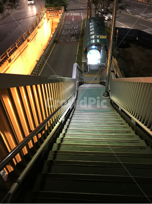 banister,난간,staircase,계단,handrail,railing