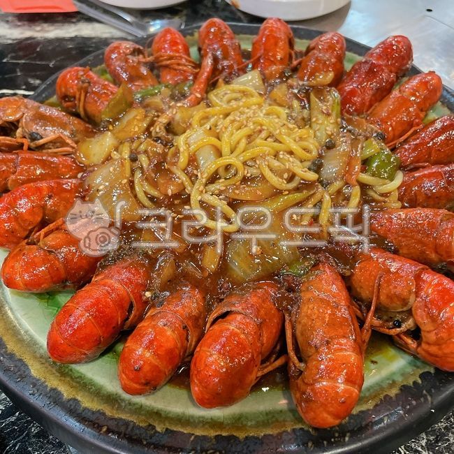 Mara Lungsha,restaurant,Chinese food,food