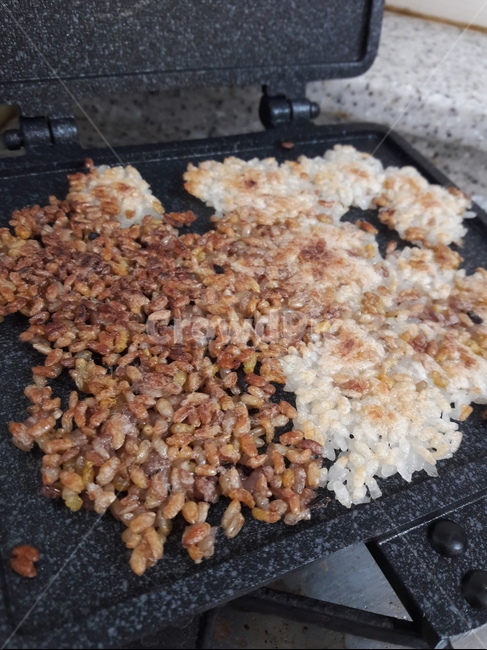 누룽지,nurungji,한식,crust of overcooked rice,koreanfood,hansik,누룽지팬,현민누룽지,음식,식재료,요리,food,cook,meal,dishes,food reserves