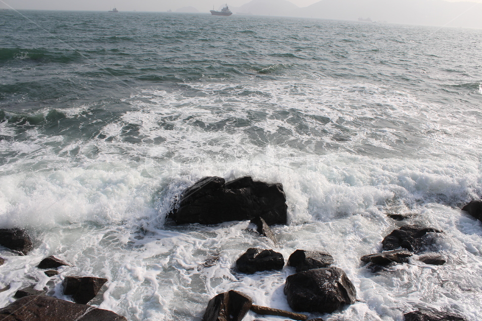 바닷가,갯바위,파도,파도치는바다,바위와파도,자연,풍경,nature,landscape,sea,바다,outdoors,옥외,ocean,대양,water,물,sea waves