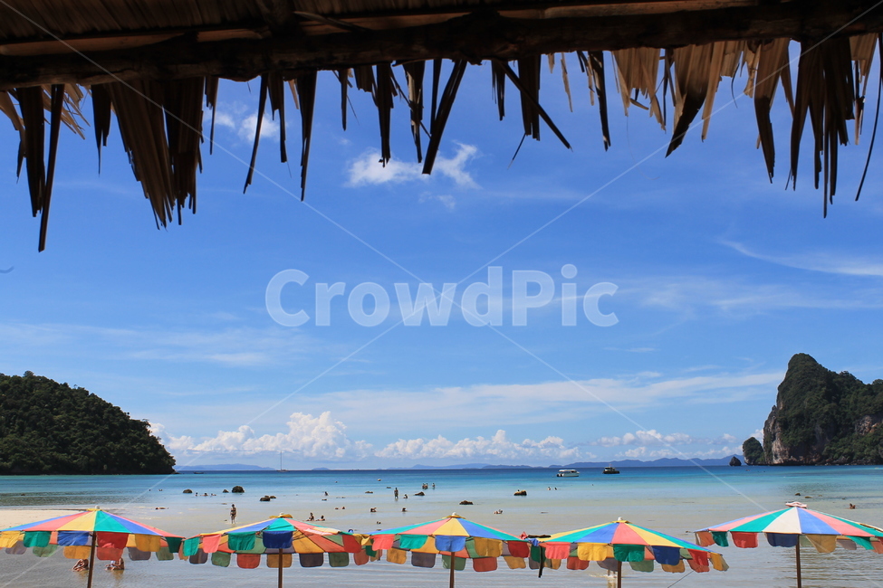 바다,파라솔,푸른바다,파란바다,푸른하늘,하늘,sea,blue,bluesea,bluesky,parasol,summer,vacation,holiday,휴가,여름,여름,계절,summer,season,해변,바다,beach,sea