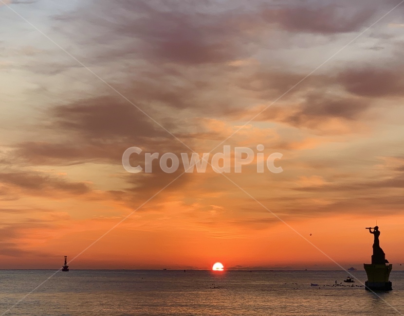nature,자연,outdoors,옥외,sunlight,햇빛,sky,하늘,sunset,일몰,dusk,황혼,redsky,붉은하늘,dawn,새벽