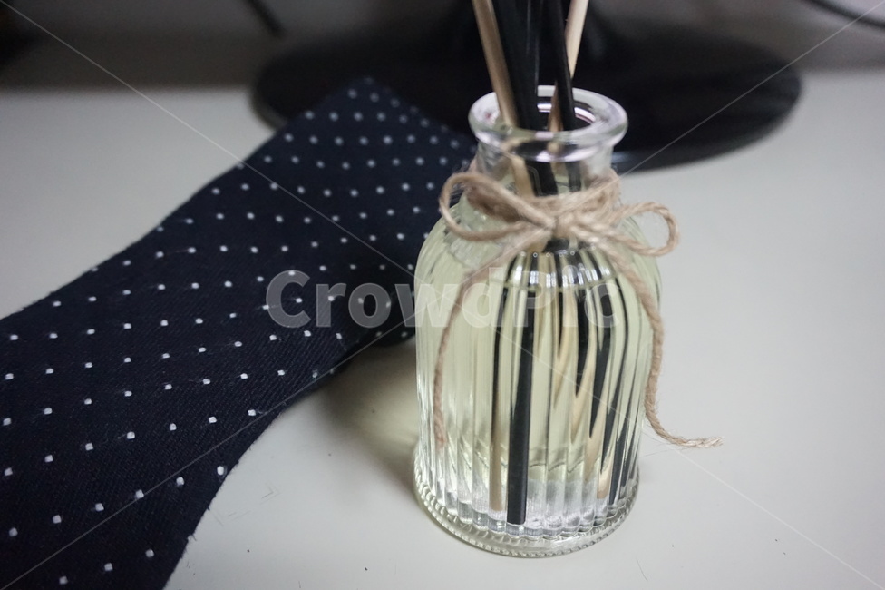 넥타이,tie,디퓨저,defuser,home,house,집,방,room