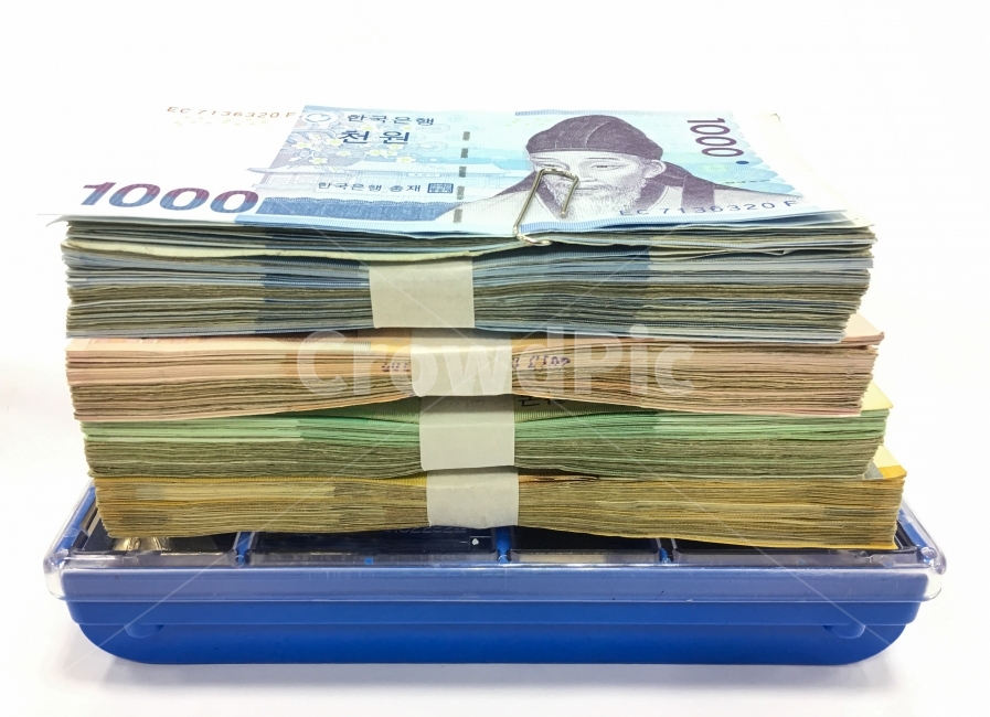 돈,현찰,지폐,동전통,시재,은행,시재통,현금,금융,천원,오천원,만원,오만원,경제,경영,비지니스,금융,돈,finance,banking,money,누끼,remove background