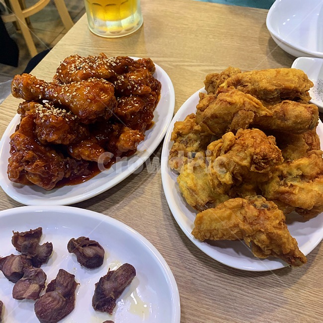 diningtable,식탁,table,치킨,음식,food,반반