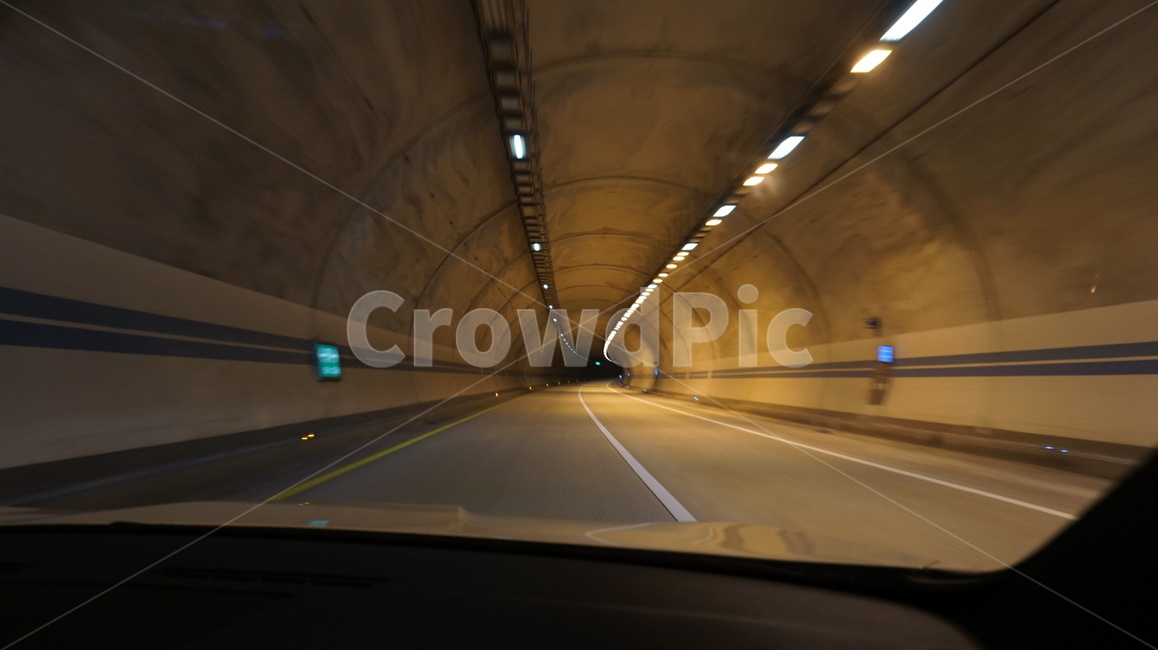 터널,끝없는,과속,달리자,고독한,교통,교통수단,traffic,transportation