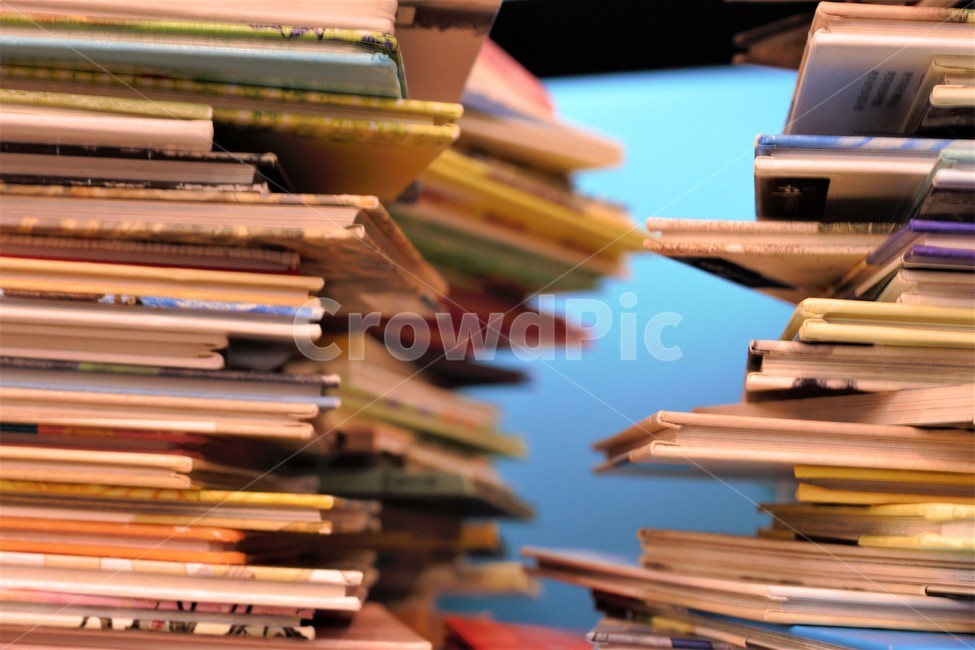 책,books,책들,book,책정리,정리,arrange,정리하다,쌓다,그림책,동화책,많은,many,object,사물,물건,교육,학교,공부,education,learning,study,school
