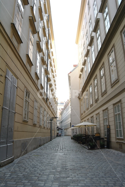 통로,walkway,보도,거리,건물,골목길,alley
