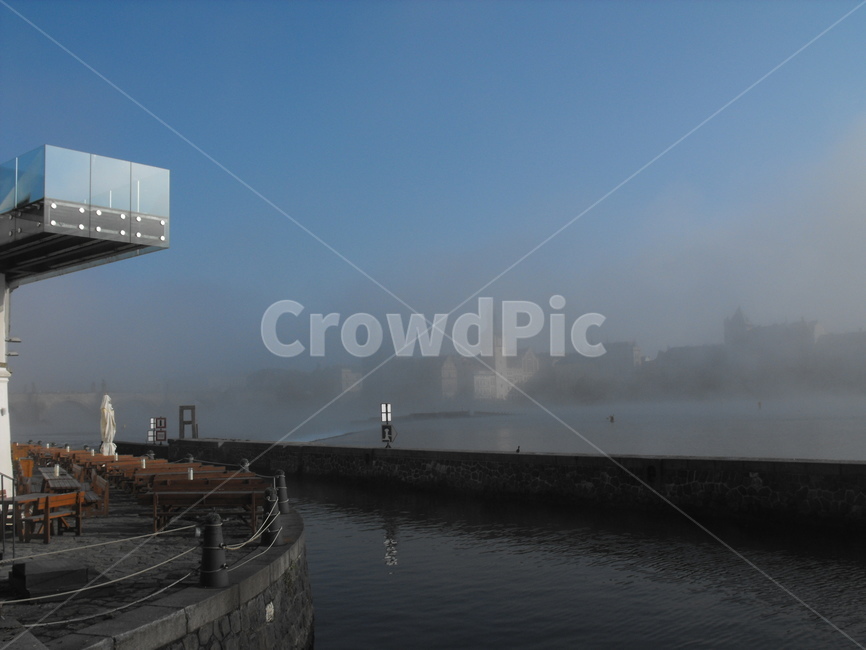 유럽,체코,체코강가,안개낀,안개,강가,강가풍경,자연,europe,czechrepublic,czech,river,riverview,nature,fog,foggy