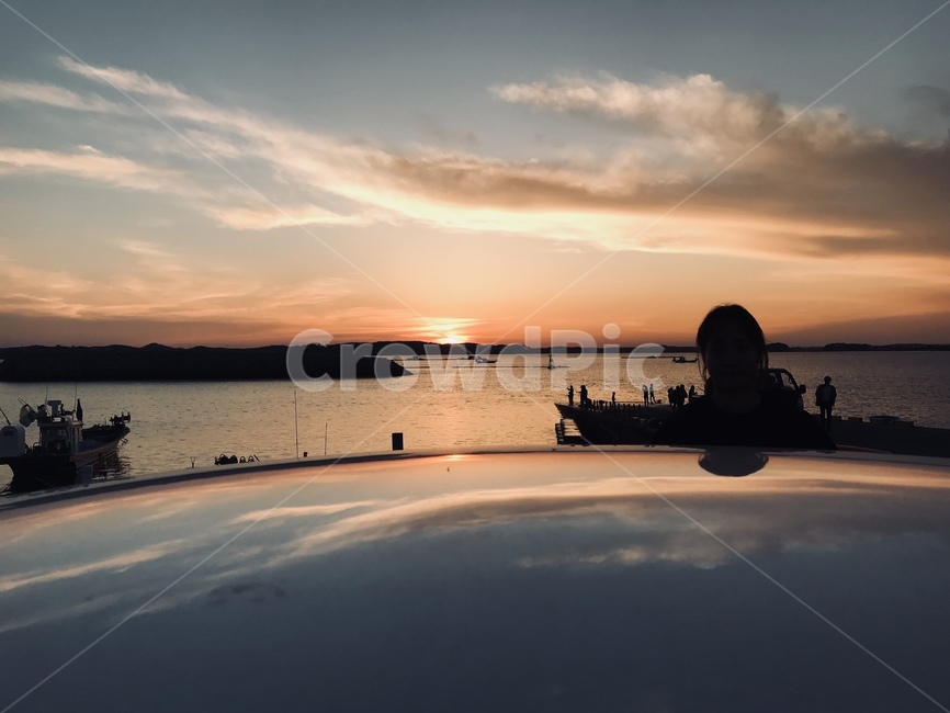 노을,바다,하늘,구름,일몰,자연,풍경,nature,landscape,outdoors,옥외,dusk,황혼,sunset,dawn,새벽,sky,red sky,붉은 하늘