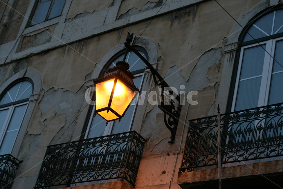 유럽,유럽풍경,유럽거리,고풍,가로등,streetlamp,night,lisbon