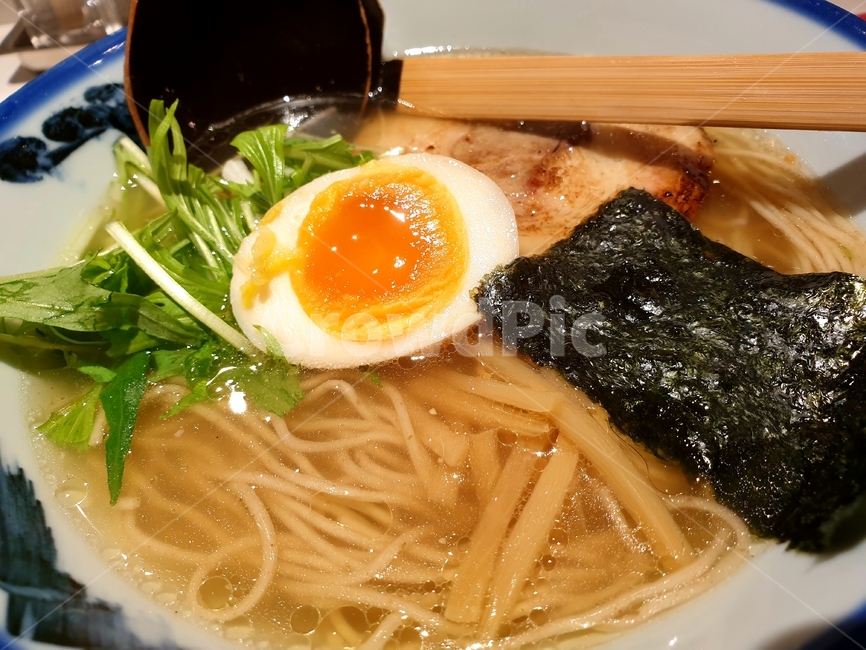 noodle,국수,food,음식,egg,계란,김,라면,ramen,일본음식,일식,meal,식사,국물요리,국물,시오라면