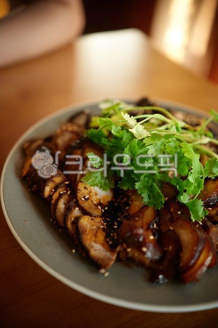 fusion,Pork feet,snack,meat,pork