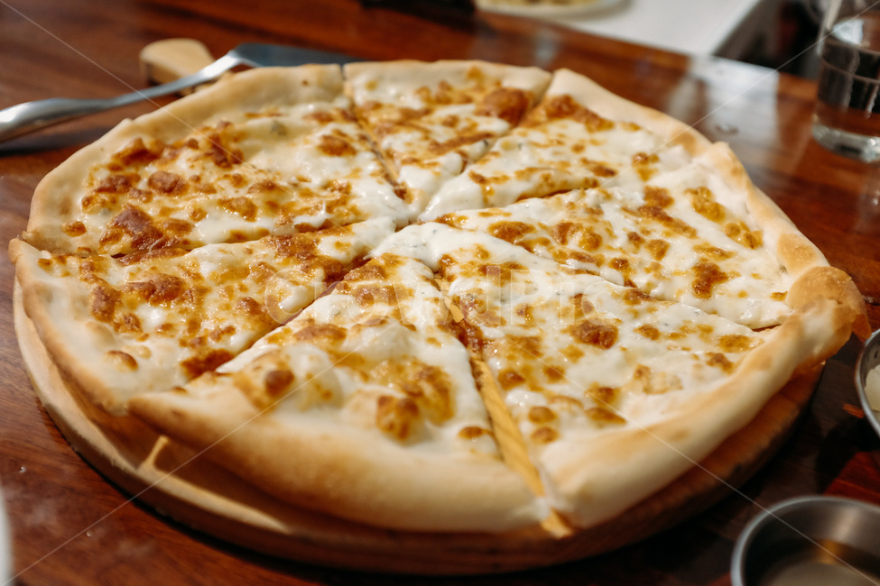 양식,고르곤졸라,피자,고르곤졸라피자,pizza,gorgonzola,음식,식재료,요리,food,cook,meal,dishes,food reserves,양식,서양음식,서양요리,western food,western dishes,western meal,western cook