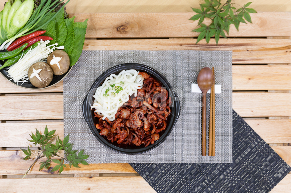 음식,쭈꾸미볶음,식사,안주,쭈꾸미,저녁식사,한식,korea,spicy,오징어볶음,식당,매콤,매운맛,red,맛집,고추장,고춧가루,식재료,요리,cook,reserves,수산물,해산물,fisheryproducts,seafood,한국음식,한국요리,food,dishes,korean,meal,koreancook,맛있다,먹다,맵다,소스,볶음,음식,식재료,요리,food,cook,meal,dishes,food reserves,한식,한국음식,한국요리,korean food,korean dishes,korean meal,korean cook