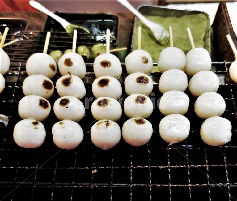 일본,당고,일본먹거리,일본음식,일본길거리,난바,모토무라난바,음식,식재료,요리,food,cook,meal,dishes,food reserves,디저트,간식,후식,dessert,snack