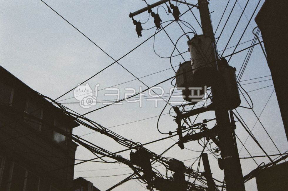 전봇대,골목,골목길,하늘,전선,옥상,건물