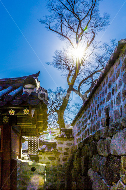 고궁,문화유산,돌담,한국의미,선,한국전통,한국문화,korean traditional,korean culture,건축물,건물외관,exterior,building,structure,architecture,construction