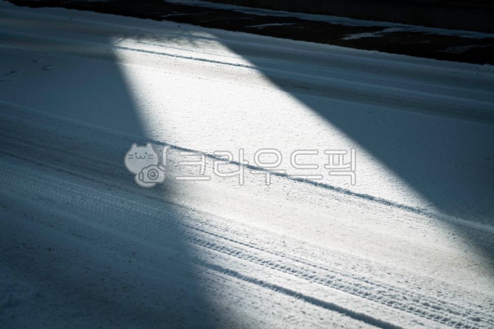 겨울,계절,설경,겨울풍경,추위,날씨,겨울분위기,자연,풍경,실외,빛,그림자,도로,겨울,계절,winter,season