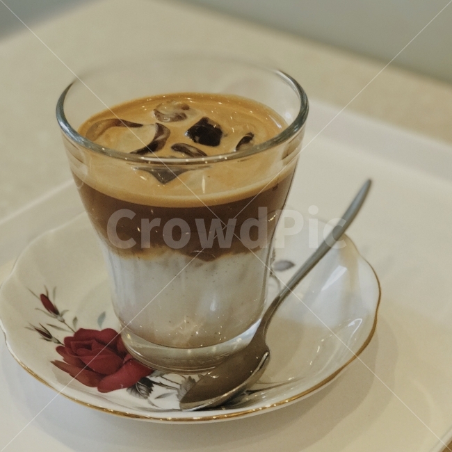 플랫화이트,일상,커피,모닝커피,여유,카페,커피,카페,coffee,cafe