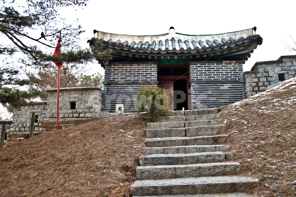 남포루,전판문,수원화성,화성,수원,유네스코세계문화유산,한국전통,한국문화,korean traditional,korean culture,건축물,건물외관,exterior,building,structure,architecture,construction