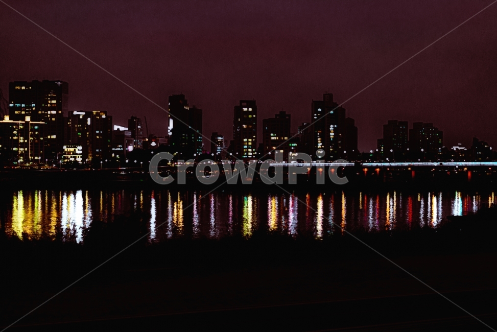 야경,건물,불빛,한강,수면,빛,알록달록,야경,밤,풍경,nightscape,night,landscape,도시,city,한국도시풍경,한국도시경관,korea cityscape