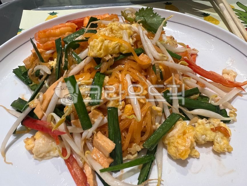 태국음식,타이푸드,방콕음식,팟타이,태국팟타이,thaifood,thai,plate,food,그릇,음식,태국